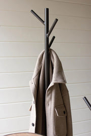 METAL AND WOOD COAT RACK WITH ROUND SHELVES