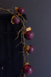 PURPLE BOTANICA GARLAND