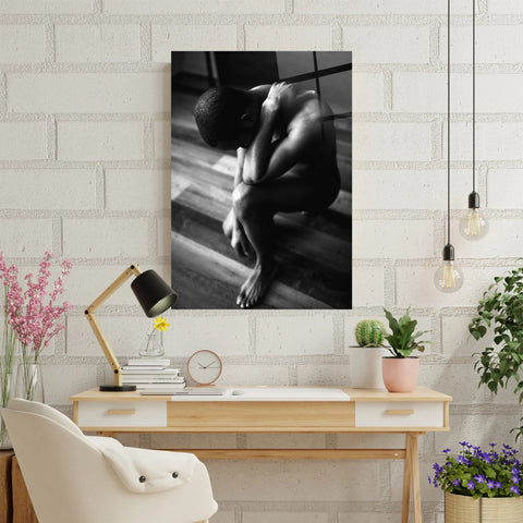 Erotica Knee Glass Wall Art